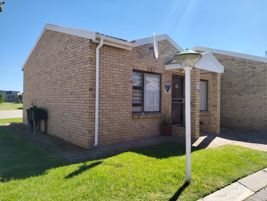 1 Bedroom Property for Sale in Wavecrest Eastern Cape